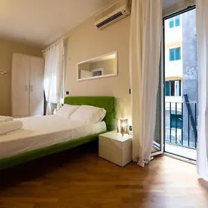 Apartment Magenta Collection Crociferi 3, Rome