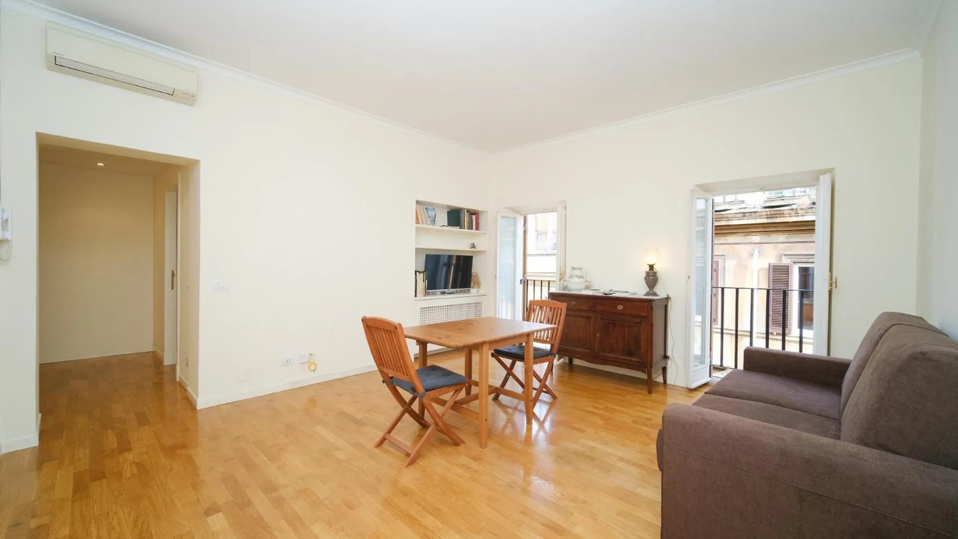 Apartment Elisa'S Trevi Fountain Buddyrent Rome Italy